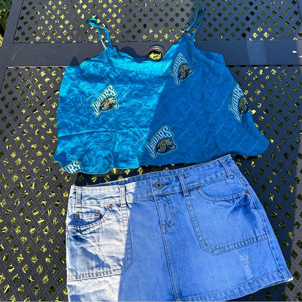 Team NFL Blue Silk Jacksonville Jaguars Women’s Top in size Large with Skirt